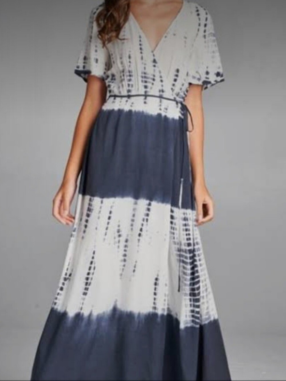 Aakaa Tie-Dye Short Sleeve Wrap Maxi Dress Size Small